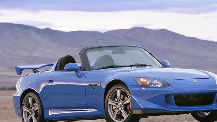 Honda S2000 CR 2009 In Blue Near Hills